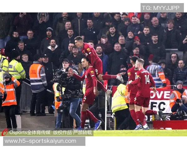 范戴克本赛季英超争顶成功次数与成功率双双领跑展现防守实力